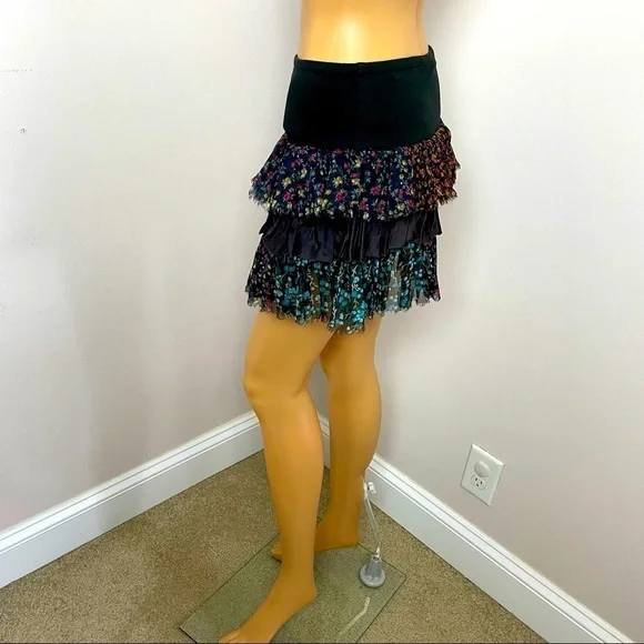 Free People Skirt Mini Ruffled Flower Fabric 90’s look Small Petite - Picture 5 of 10